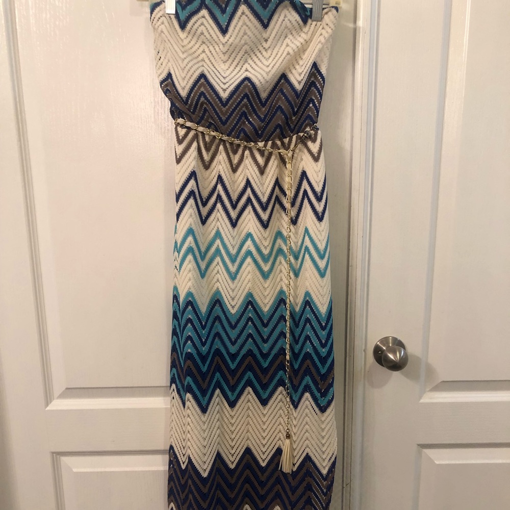 Strapless dress